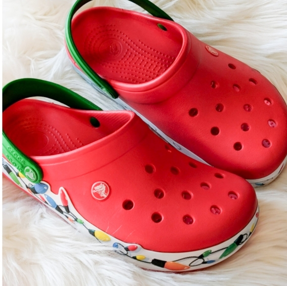 crocs with christmas lights